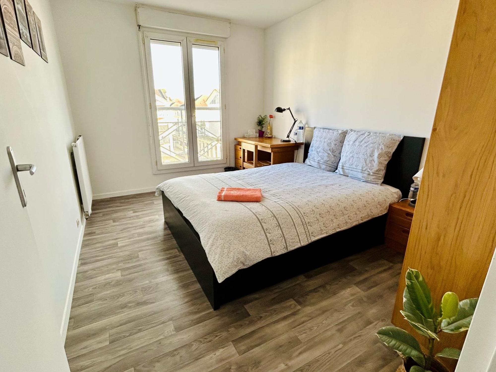 Jolie Chambre 3Minutes De La Gare Rer A Bussy-Saint-Georges Kültér fotó